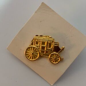 vintage collectible stagecoach pin, gold-tone, butterfly/military backing